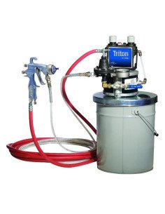 KIT DE PISTOLA AIR PRO  CONVENCIONAL, CON TRITON TANQUE DE 5 G, MANGUERA DE ASPIRACIÓN, DE AIRE Y DE FLUIDO.